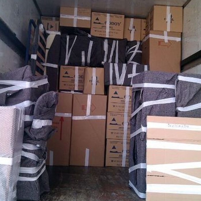 cajas embaladas y ordenadas